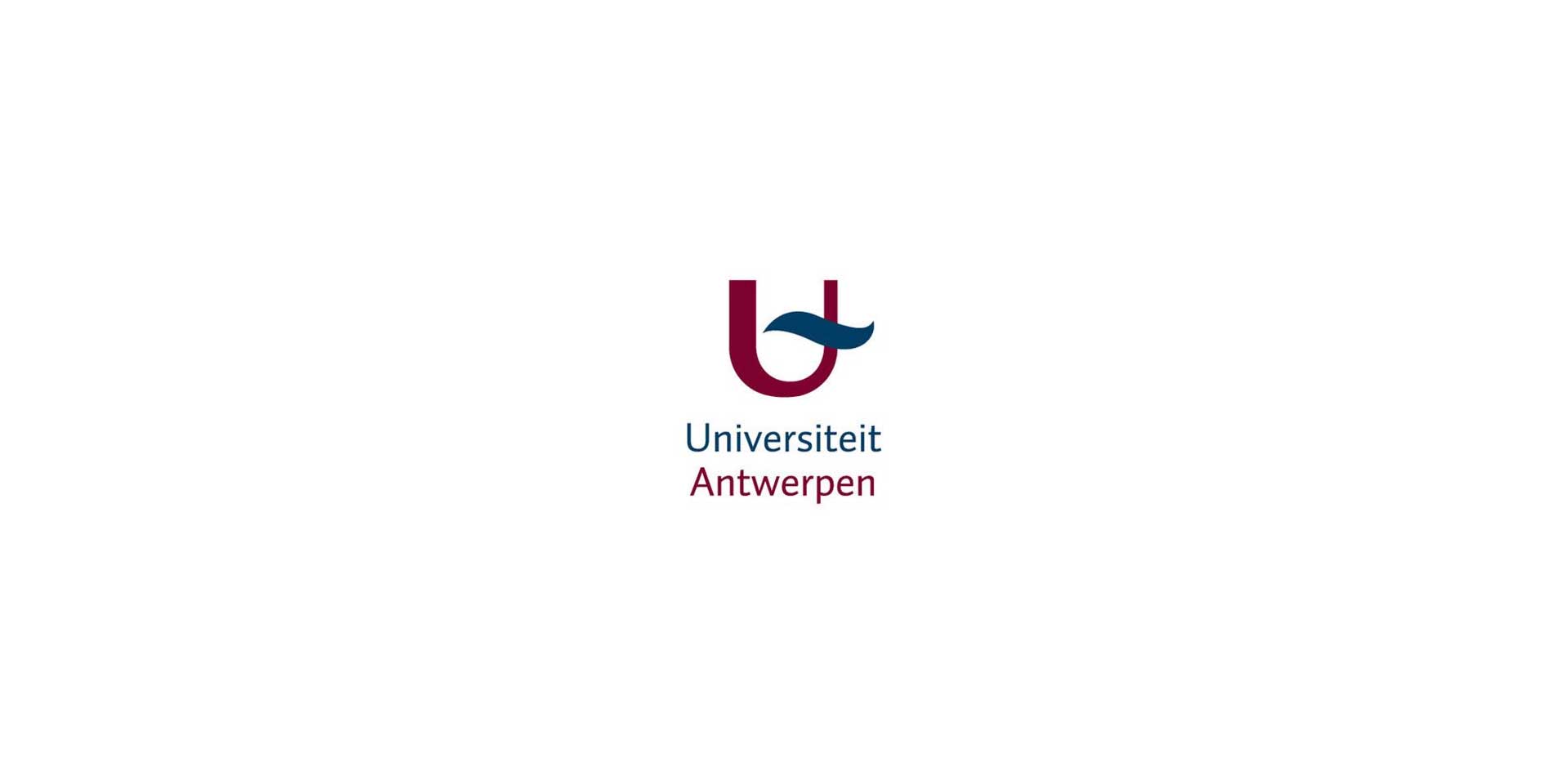Universiteit Antwerpen | Bibliotheekrekken in een lichte omgeving